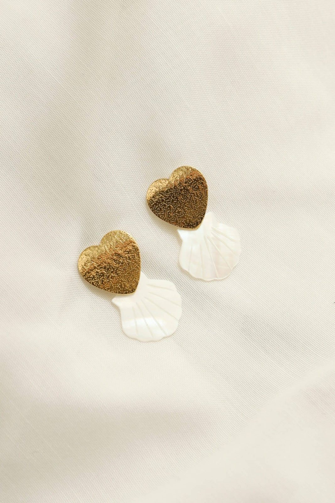 naušnice morska školjka